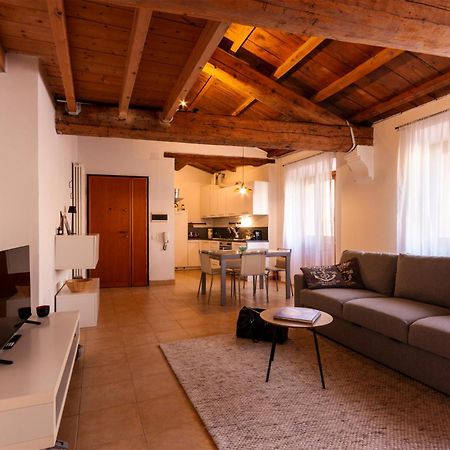 Casa Elisa Apartment Mantova Bagian luar foto